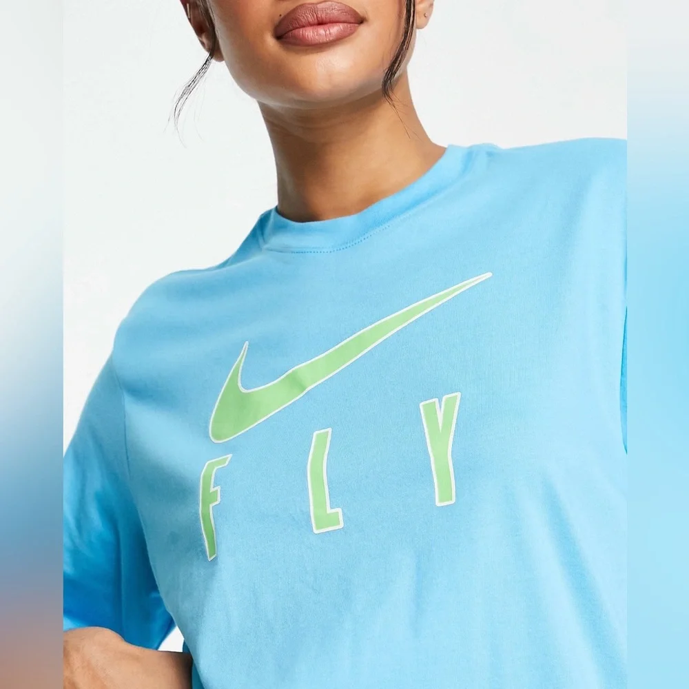 Nike Dri-FIT Swoosh‎ Oversized Loose Fit T shirt NWT Size XS